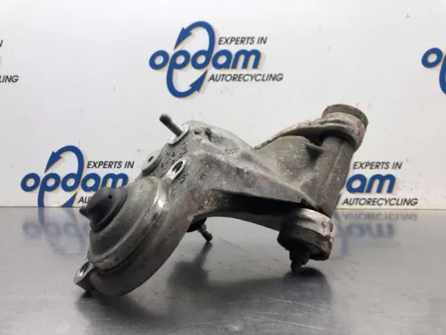 Draagarm boven rechts-voor-7981023