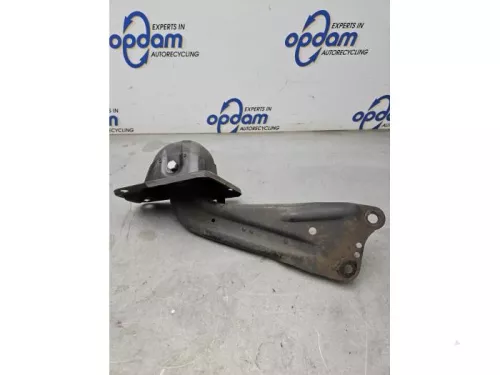 Draagarm links-achter-8238723