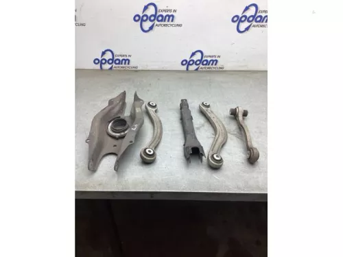 Draagarm links-achter-8296650