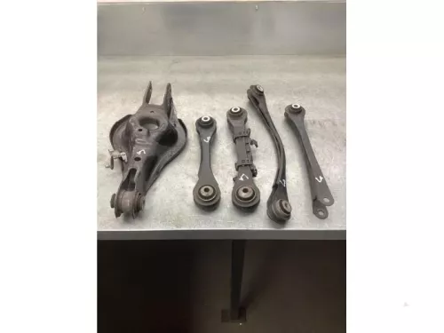 Draagarm links-achter-8175183