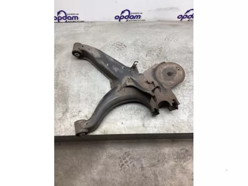 Draagarm links-achter-8201329