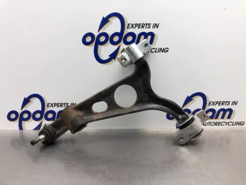 Draagarm onder rechts-voor-8242837