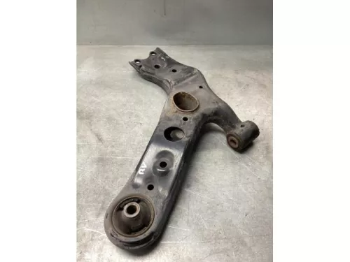 Draagarm onder rechts-voor-8043966