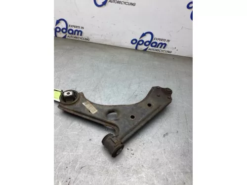 Draagarm onder rechts-voor-8261691