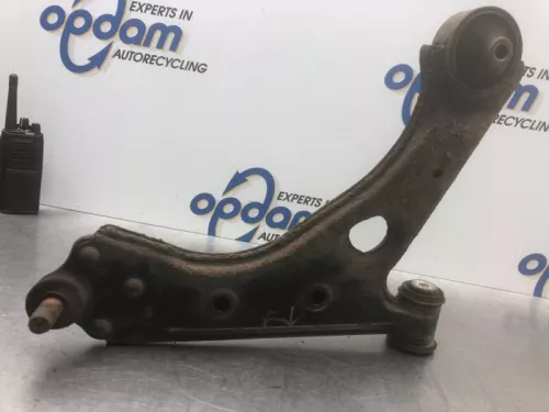 Draagarm rechts-voor-7841125