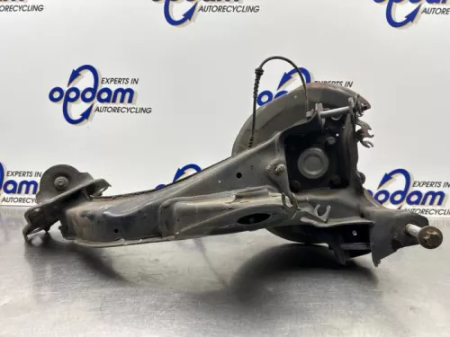 Fusee rechts-achter-8224794