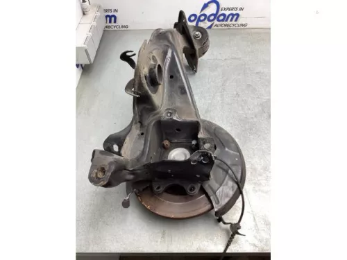 Fusee rechts-achter-7865304