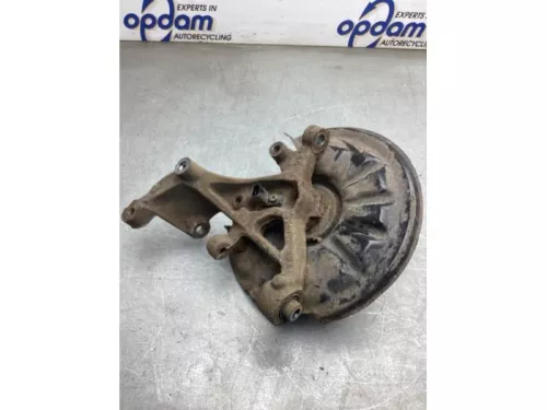 Fusee rechts-achter-8254635