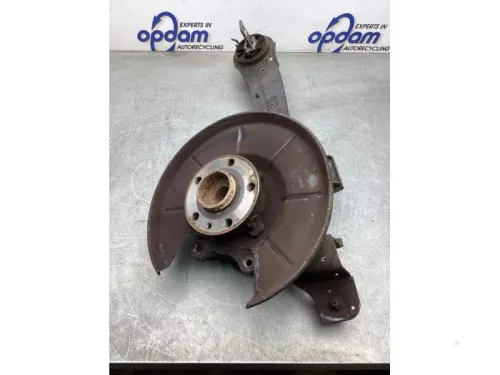 Fusee rechts-achter-7845086