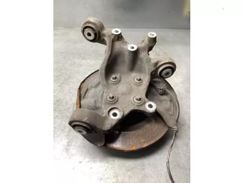 Fusee rechts-achter-8117442