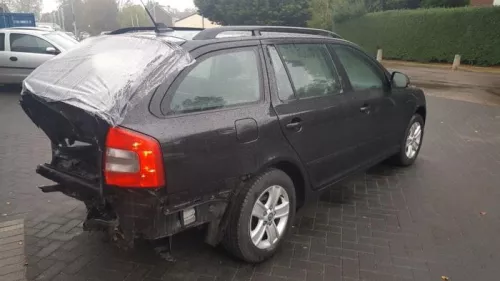 Fusee rechts-achter-7883707