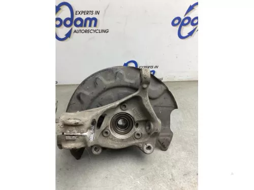 Fusee rechts-voor-8247877