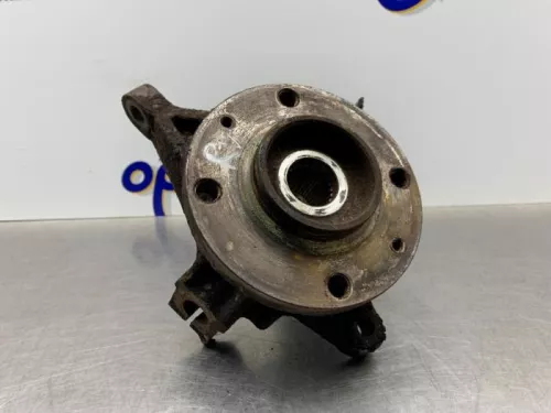 Fusee rechts-voor-8239706