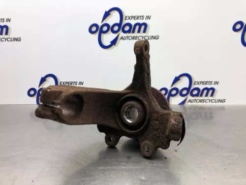 Fusee rechts-voor-7618688