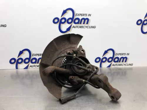 Fusee rechts-voor-7899393