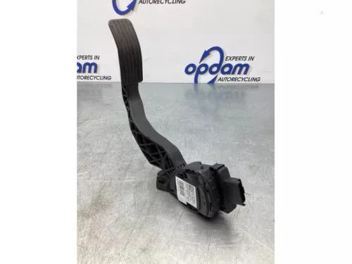 Gaspedaalpositie Sensor-7588876