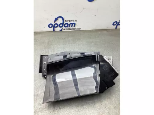 Head-up display-8264733