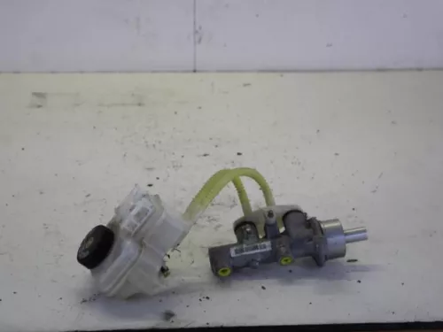 Hoofdremcilinder-7882730