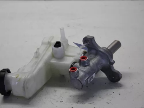 Hoofdremcilinder-7619379