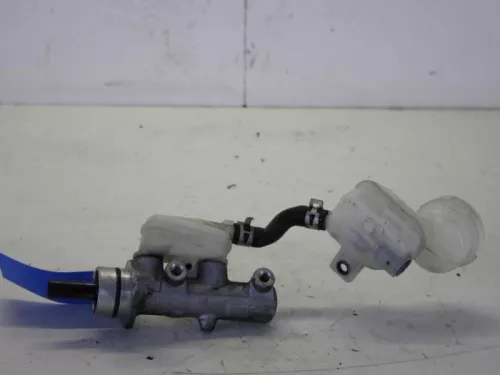 Hoofdremcilinder-7737076