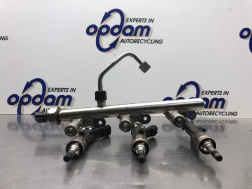 Injector (benzine injectie)-8143690