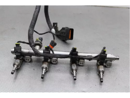 Injector (benzine injectie)-7880886
