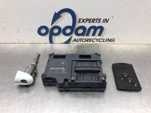 Kaartlezer (slot)-8072215 Kaartlezer (slot)-8072215