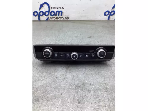 Kachel Bedieningspaneel-8247877