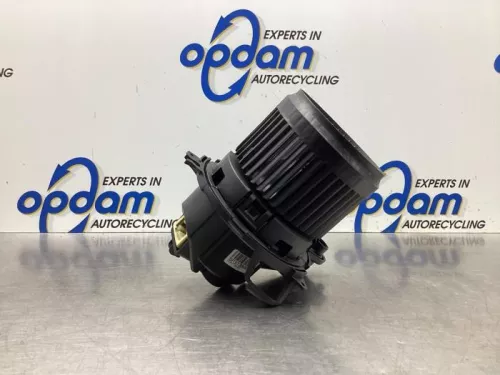 Kachel Ventilatiemotor-8010216