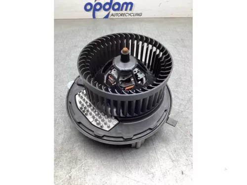 Kachel Ventilatiemotor-8103818