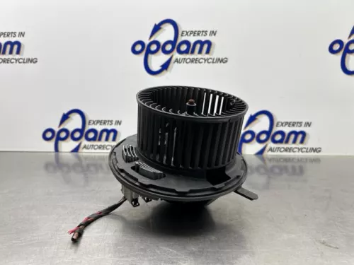 Kachel Ventilatiemotor-8263408