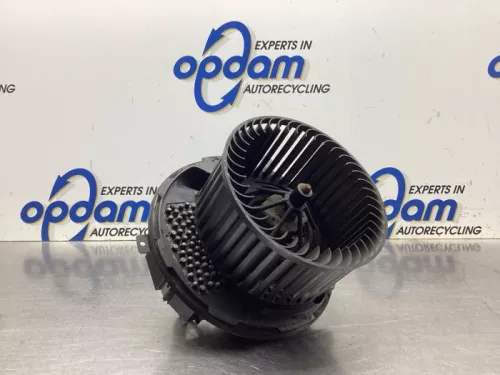 Kachel Ventilatiemotor-8123087