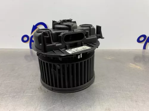Kachel Ventilatiemotor-8218161