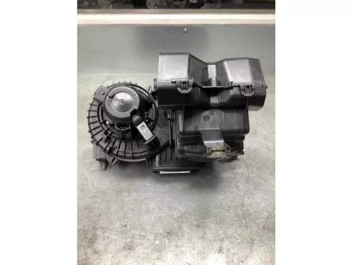 Kachel Ventilatiemotor-8103542