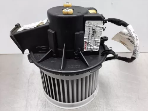 Kachel Ventilatiemotor-7746426